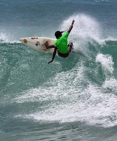 Adventure Surfing